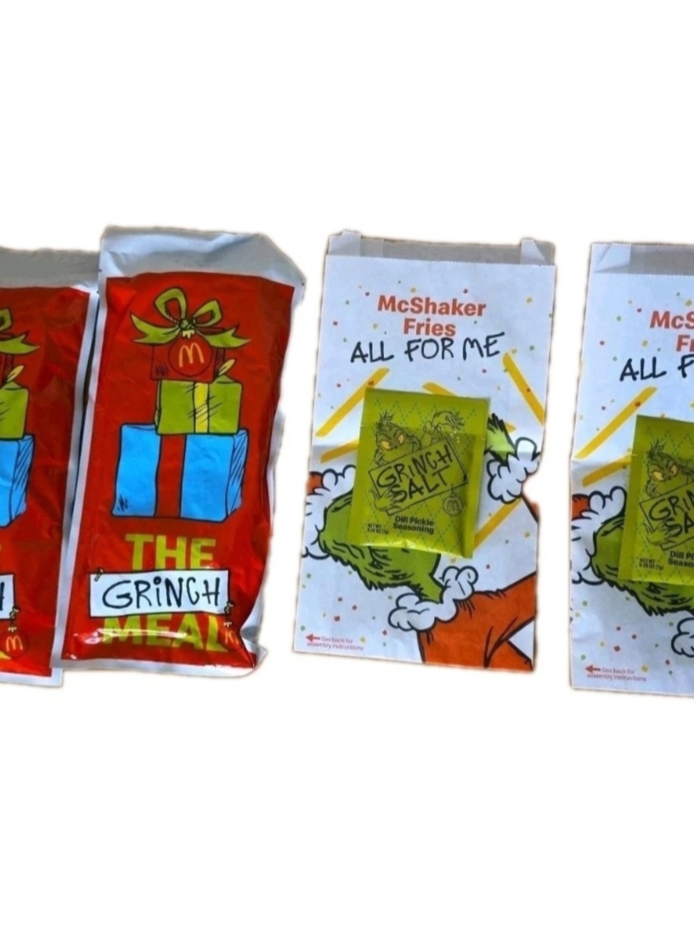 McDonald's Happy Meal Grinch Lot: Socks 2 Pair Unopened & 2 Grinch Salt Packets